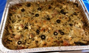 Recept online: Zapékané olivy v sýrovém těstě: Chuťovky z plněných zelených oliv zapečených v pikantním těstíčku s nastrouhaným čedarem